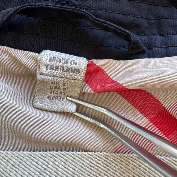 Burberry Black Outerwear - Picture 7 of 15